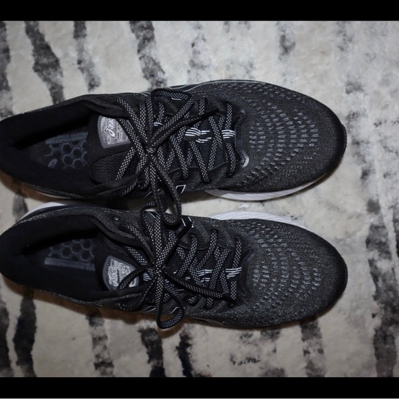 ASICS Gel Kayano 28 Sneakers in
Men's US size 12 - Picture 4 of 6